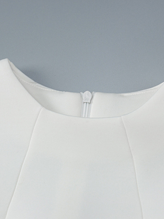 Elegantes A-Linien-Kleid mit taillierter Passform