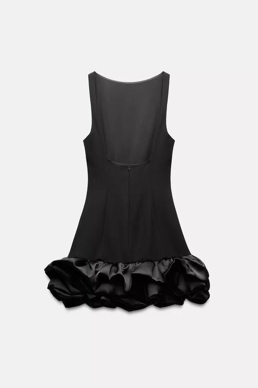 Ärmelloses Mini-Kleid mit Volant-Saum und Rundhalsausschnitt