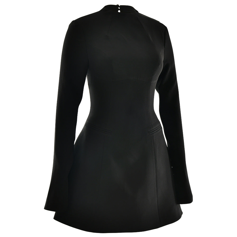 Elegantes High-End Kleid mit langen Ärmeln und ausgestelltem Rock