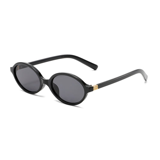 Retro-Sonnenbrille mit rundem Rahmen und goldenen Details