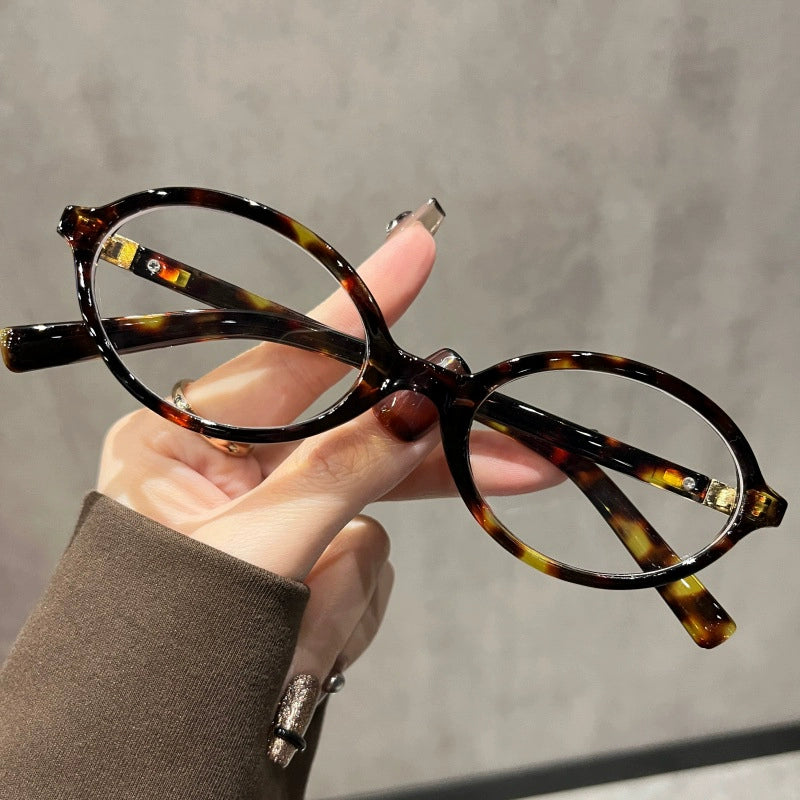 Ovale Retro-Brille mit Leopardenmuster