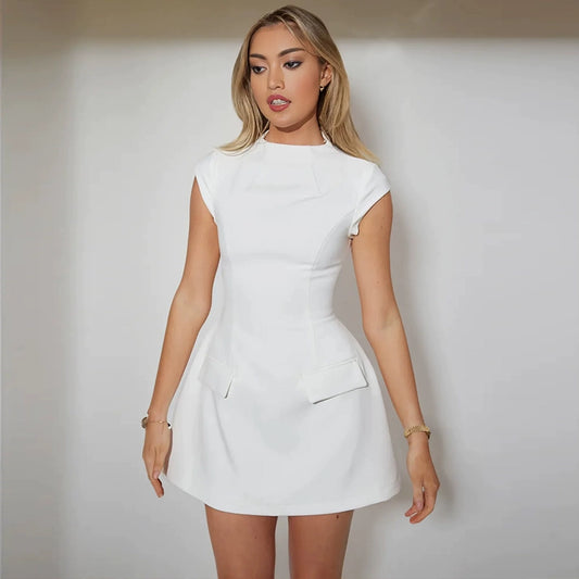 Elegantes A-Linien-Kleid mit taillierter Passform