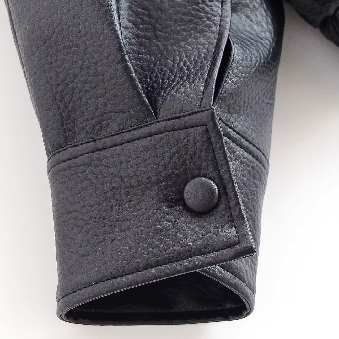 Jacke in Lederoptik mit Stehendkragen