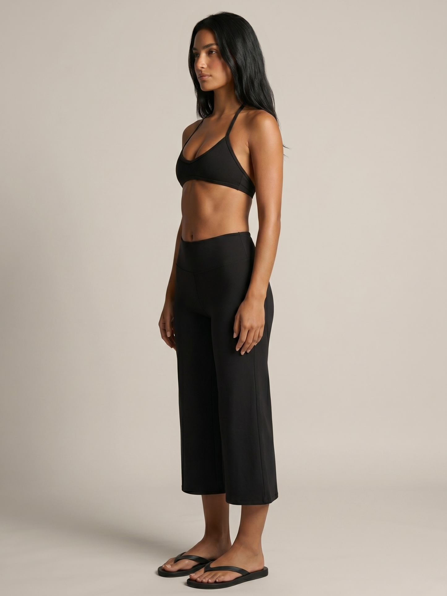 Zovania Flow Culotte Set – Halter Bra & Wide Leg Crop Pants