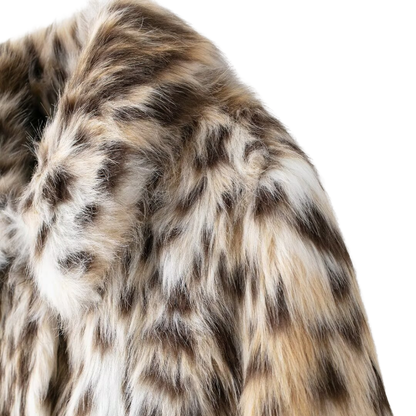 Luxuriöser Faux-Fur Mantel mit Leopardenmuster und kurzem Schnitt