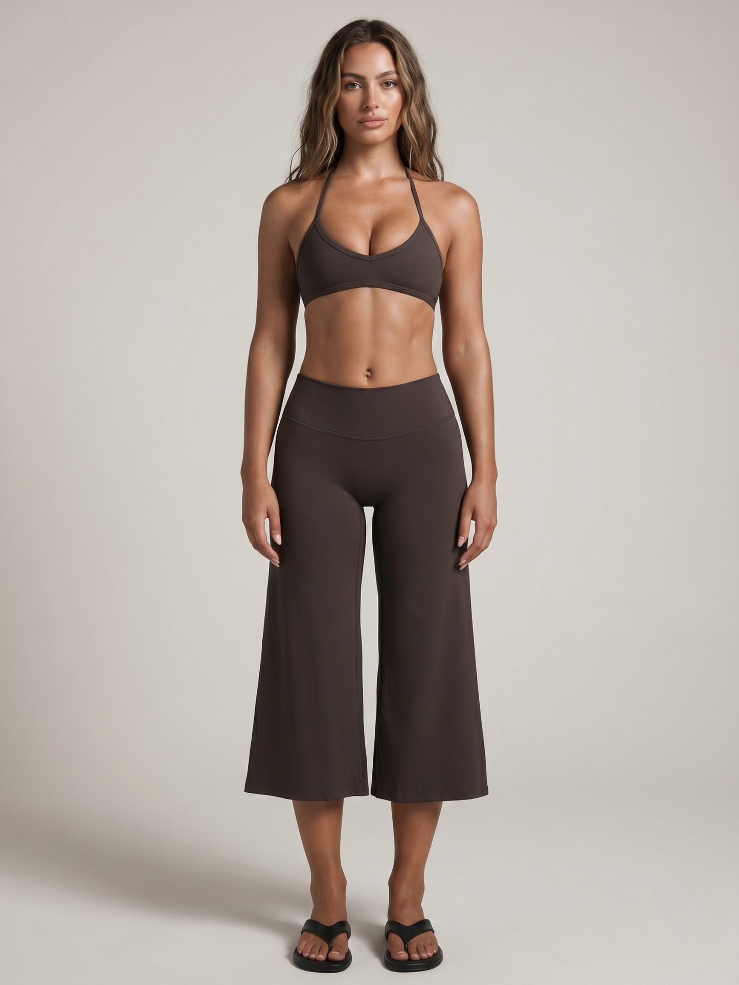 Zovania Oscura Flow – Halter Bra & Wide Leg Crop Pants | Tabac