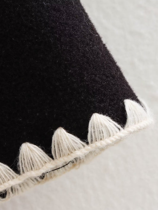 Eleganter Wollmantel mit integriertem Schal & Kontrastnähten