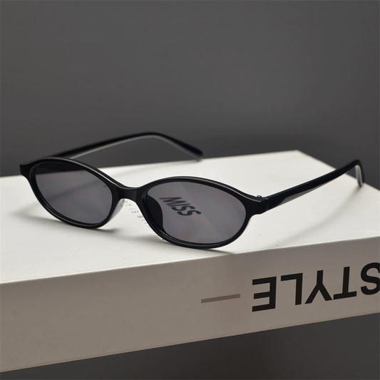 Schmale Ovale Sonnenbrille