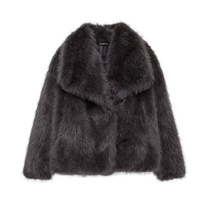 Elegante Kunstpelzjacke mit voluminösem Kragen