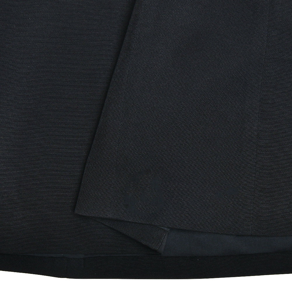 Elegantes High-End Kleid mit langen Ärmeln und ausgestelltem Rock