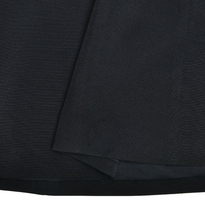Elegantes High-End Kleid mit langen Ärmeln und ausgestelltem Rock