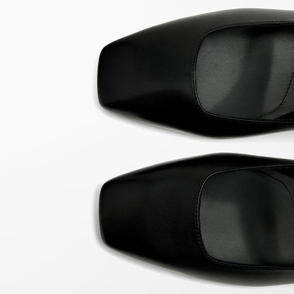 Mary Janes in Leder
