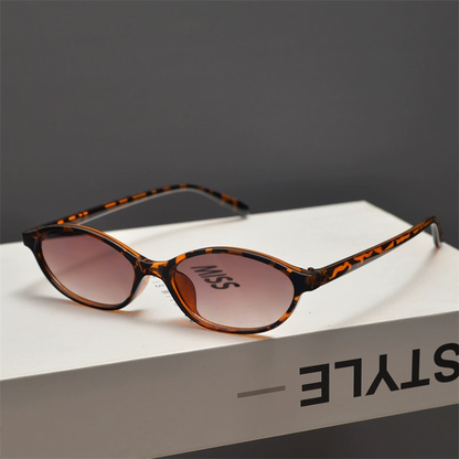 Schmale Ovale Sonnenbrille